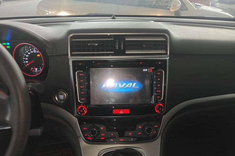 哈弗H6 2017款 蓝标 运动版 1.5T 手动两驱精英型中控内饰16