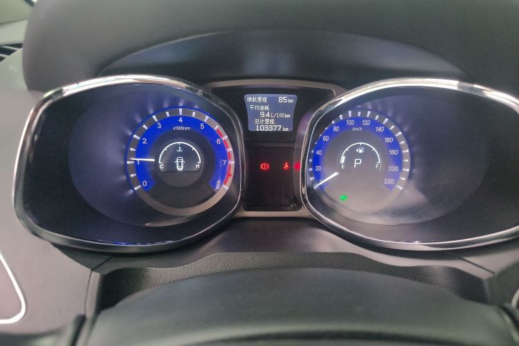 江汽集团 瑞风S5 2015款 1.5T 自动精英型中控内饰14