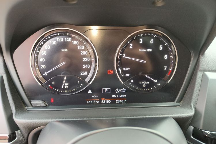 宝马1系 2020款 120i M运动套装中控内饰14