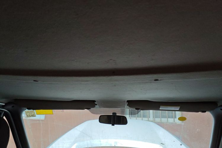 江铃 特顺 2019款 2.8T商运型短轴低顶6座国VI JX493中控内饰22