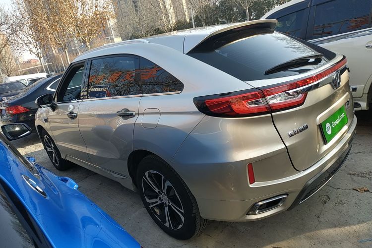 本田UR-V 2017款 370TURBO 四驱尊耀版 国V车身外观4