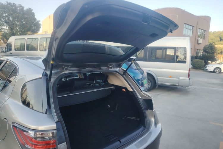 雷克萨斯CT 2014款 CT200h 精英版 单色局部细节23