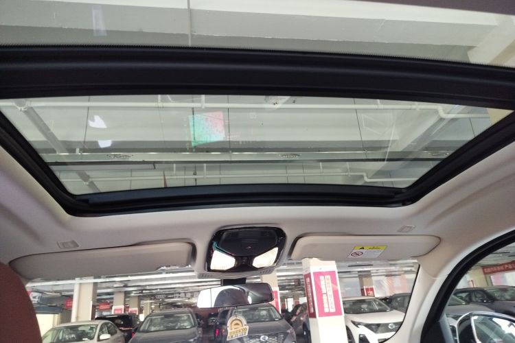 宝马X4 2022款 xDrive 25i M运动套装局部细节22