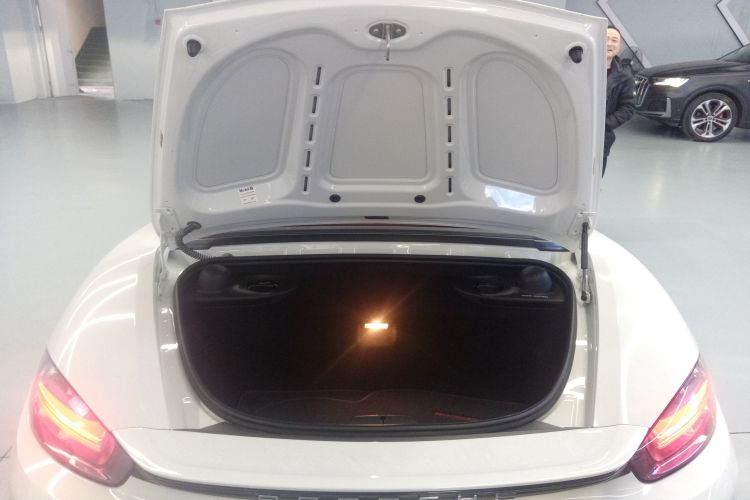 保时捷718 2019款 Boxster T 2.0T局部细节23