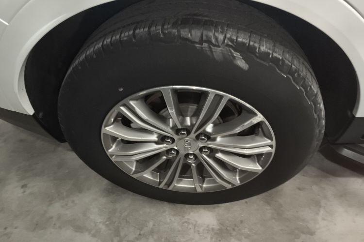 凯迪拉克XT5 2018款 25T 豪华型车身外观56