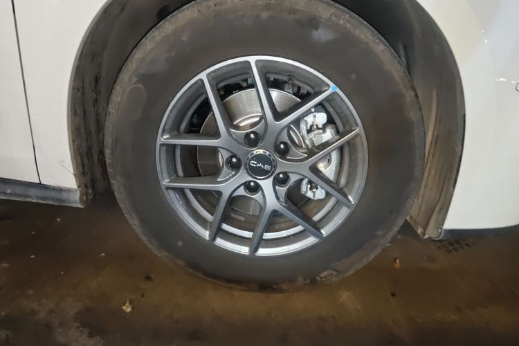 比亚迪 海豹06新能源 2025款 DM-i 智驾版 80KM豪华型车身外观10