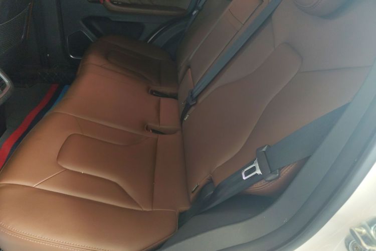 哈弗H6 2017款 红标 2.0T 自动两驱领尚型中控内饰7004