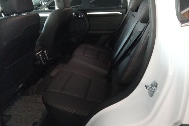 哈弗大狗 2022款 2.0T DCT四驱哮天犬版中控内饰21