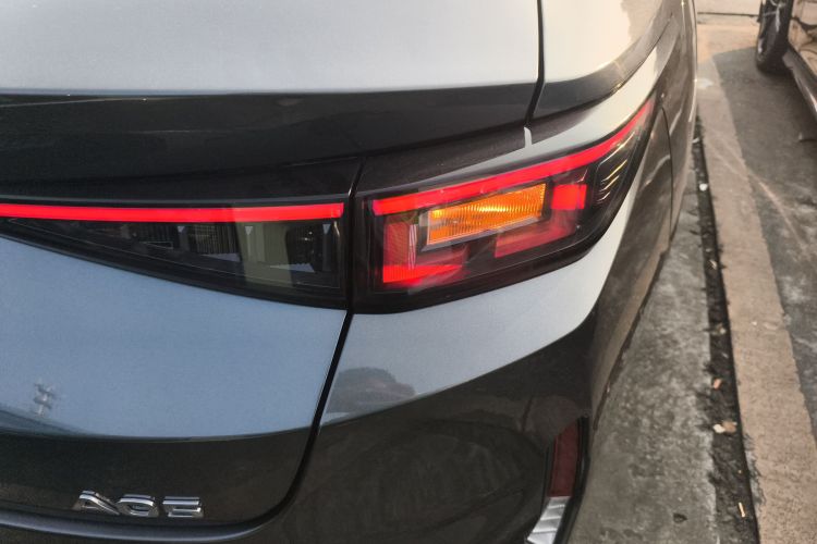 长安启源A05 2024款 145 Max车身外观9