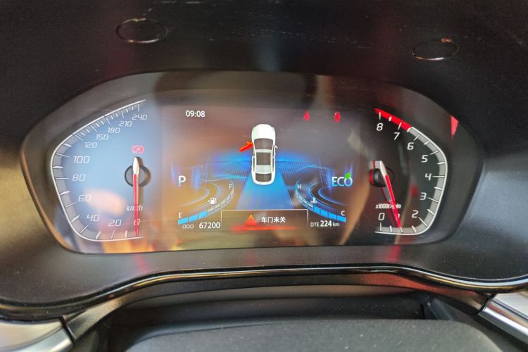 长安CS85 COUPE 2019款 1.5T DCT动版 国VI中控内饰14