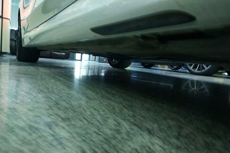 宝马3系 2023款 325Li M运动曜夜套装局部细节9001