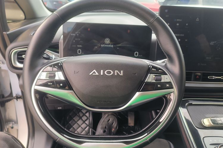 埃安 AION V 2021款 Plus 70 智领版 磷酸铁锂中控内饰13