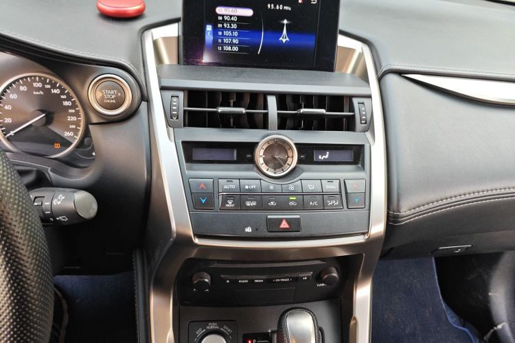 雷克萨斯NX 2015款 200 前驱 锋行版中控内饰16