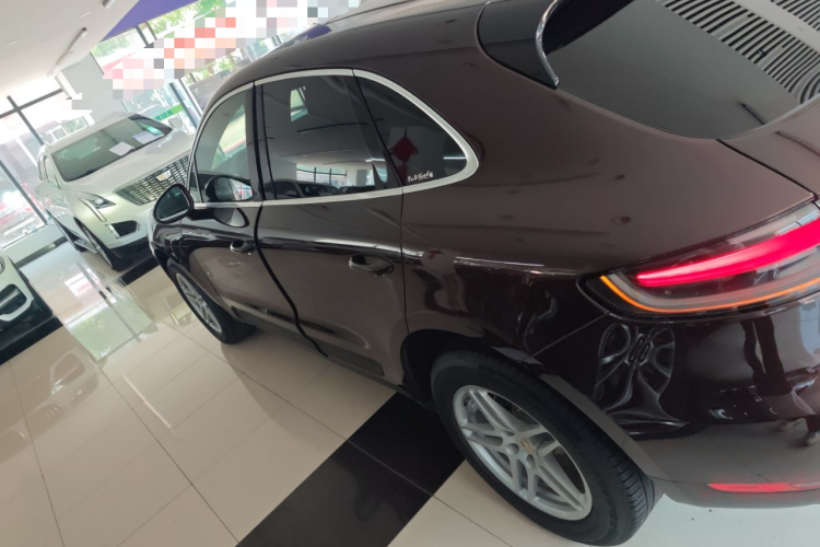 保时捷 2018款 Macan 2.0T车身外观4