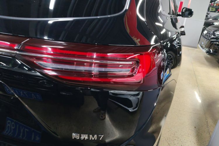 鸿蒙智行 问界M7 2024款 1.5T 后驱Plus版 5座车身外观9