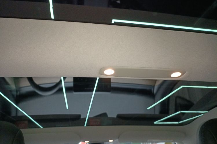 特斯拉 Model 3 2021款 标准续航后驱升级版 3D6局部细节22