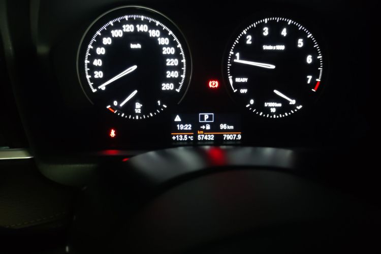 宝马X2 2020款 sDrive25i 领先型M越野套装中控内饰15