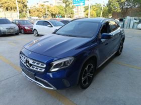 奔驰GLA 2018款 GLA 200 时尚型