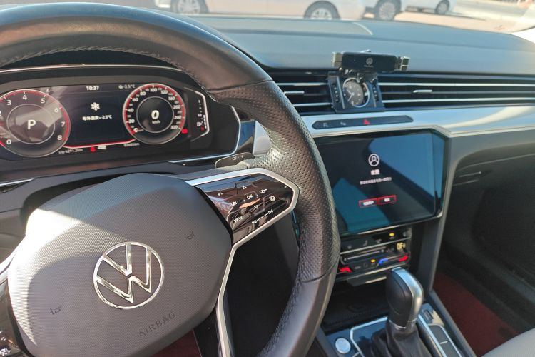 大众 迈腾 2023款 200万辆纪念版 380TSI DSG旗舰型中控内饰12