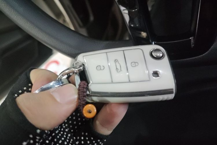 大众 Polo 2023款 改款 Plus 1.5L 自动纵情乐活版中控内饰7001