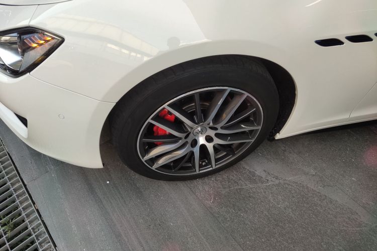 玛莎拉蒂 Ghibli 2021款 2.0T 锋芒版车身外观6003