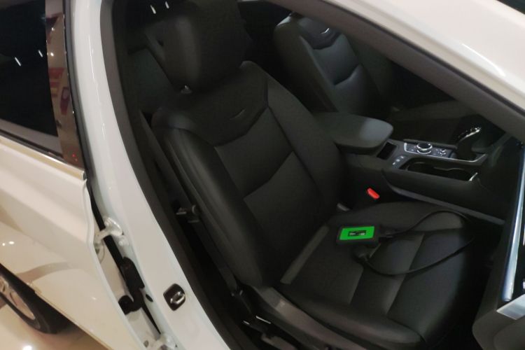 凯迪拉克XT5 2021款 2.0T 两驱豪华型局部细节41