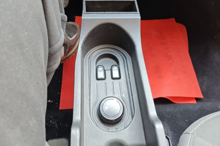 五菱汽车 宏光MINIEV 2020款 悦享款 三元锂中控内饰18