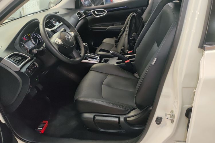 日产 轩逸 2019款 1.6XV CVT智联尊享版 国VI局部细节19