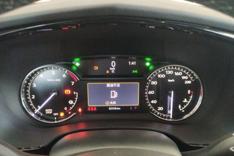 凯迪拉克XT5 2021款 28T 豪华型中控内饰14