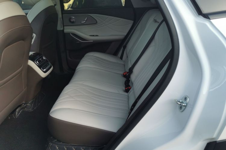 星途 瑶光C-DM 2024款 1.5T 超长续航Max中控内饰7004