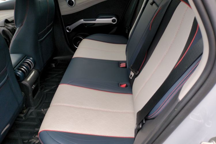 比亚迪 元PLUS 2022款 510KM 尊荣型中控内饰21