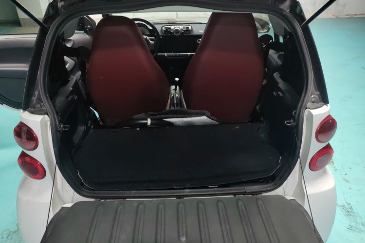 smart fortwo 2012款 1.0 MHD 硬顶舒适版机舱底盘23