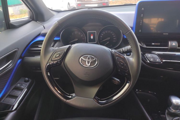 丰田 奕泽IZOA 2018款 2.0L 奕驰版 国VI中控内饰13