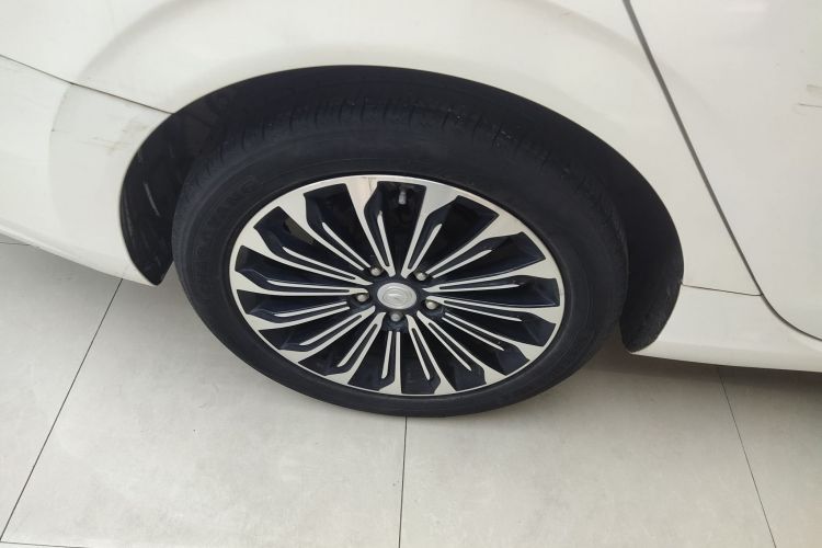 长安 逸动 2019款 蓝鲸版 280T GDI DCT极速型车身外观6008