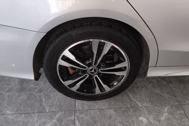 奔驰C级 2018款 C 200 运动版车身外观6008