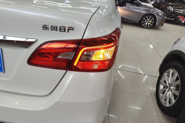 日产 轩逸 2024款 改款二 经典 1.6XE CVT舒适版车身外观6006