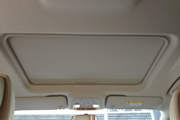 别克GL8新能源 2025款 陆尚 先享版 7座中控内饰22