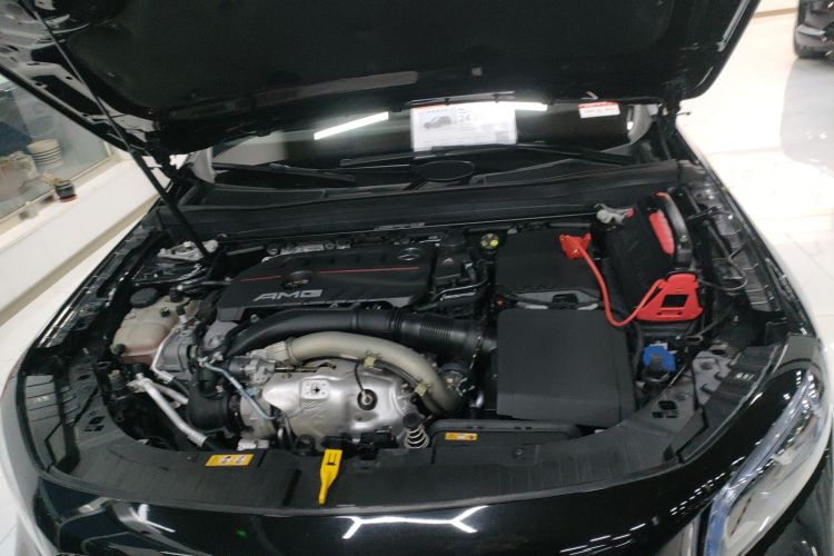 奔驰GLB AMG 2022款 AMG GLB 35 4MATIC机舱底盘24