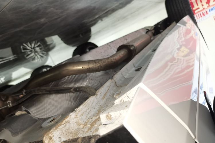 长安UNI-K 智电iDD 2024款 智电iDD 1.5T 135km智领型局部细节9001