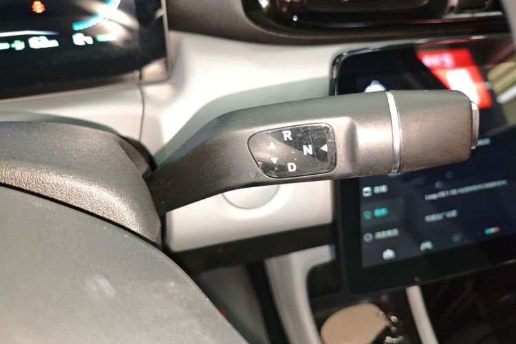 零跑汽车 零跑T03 2023款 200轻享版局部细节18