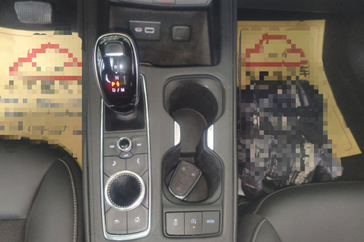 凯迪拉克XT4 2020款 改款 28T 两驱技术型中控内饰18