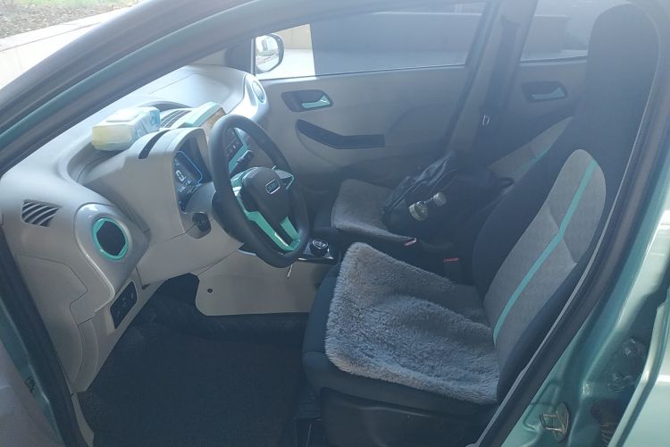 江铃集团新能源 易至EV2 2024款 201km 舒适型中控内饰19