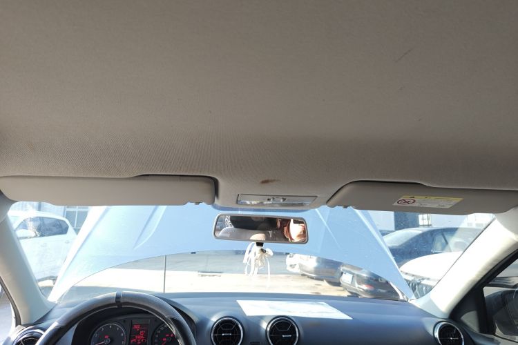 大众 捷达 2017款 1.4L 手动时尚型中控内饰22