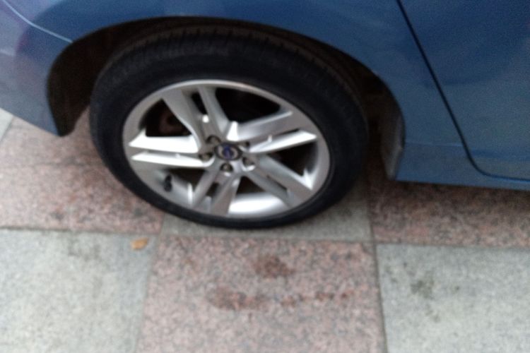 沃尔沃V60 2015款 T5 智雅版车身外观6008