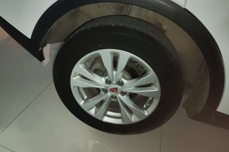 荣威RX3 2020款 1.6L 手动超爽进取版车身外观6008