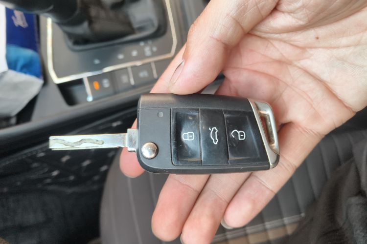 大众 朗逸 2021款 1.5L 自动视野版中控内饰11