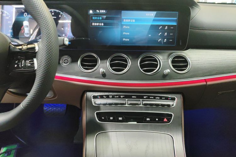 奔驰E级 2023款 E 300 L 运动豪华型中控内饰16