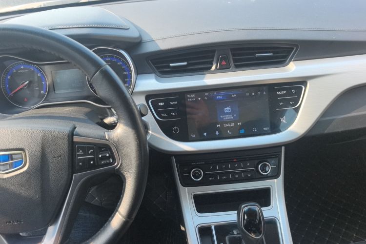 吉利汽车 远景 2018款 1.5L 自动幸福版中控内饰7002