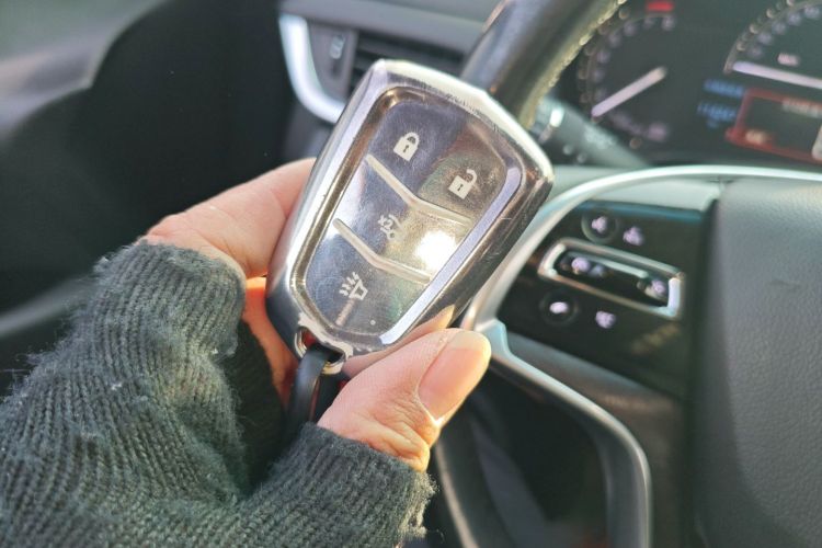 凯迪拉克XTS 2018款 28T 技术型中控内饰7001