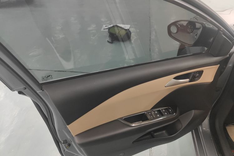 雪佛兰 科鲁泽 2022款 320 自动悦享天窗版中控内饰47